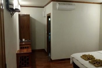 Lipe Village Resort Exterior photo